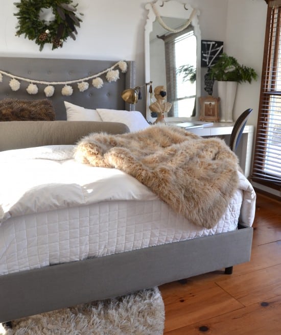 skyline tufted bed review