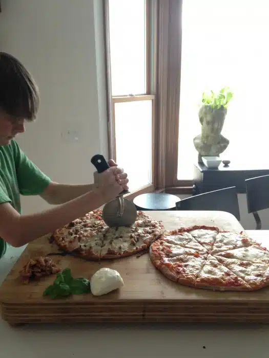 pizza cutter