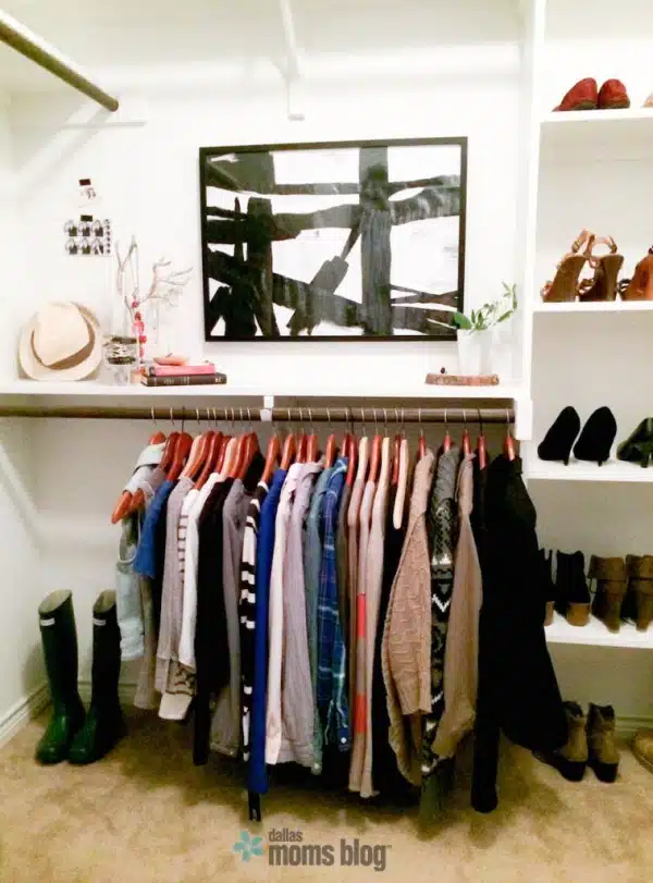 Dallas-Moms-Blog-Wardrobe-Capsule-Closet-Inspired-758x1024