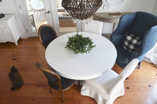 When A Round Dining Table Is Great, Round Dining Table With Wingback Chairs